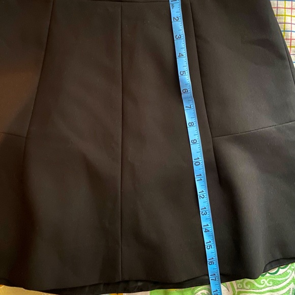J Crew Black mini-skirt sz 6 - Picture 5 of 5